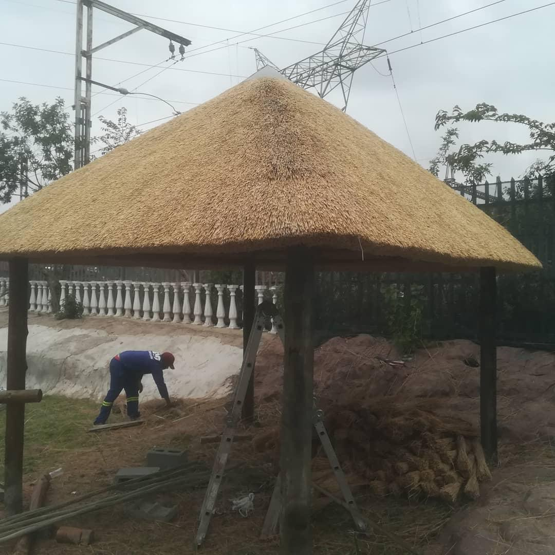 Custom thatch entertainment area